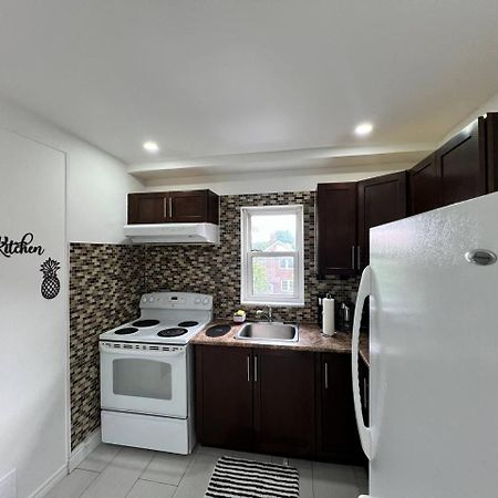 #1 Convvy-Nient Residence! Торонто Экстерьер фото