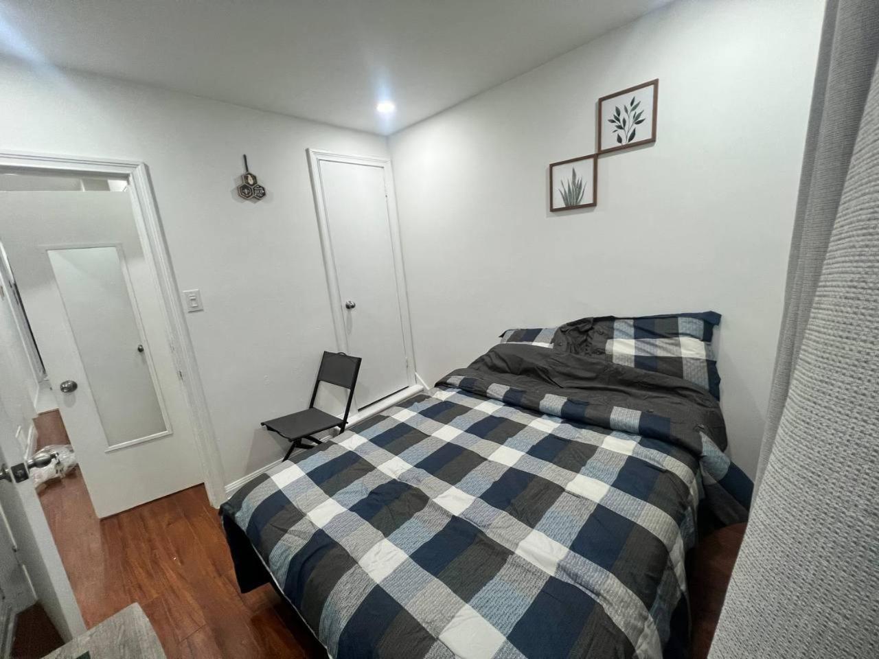 #1 Convvy-Nient Residence! Торонто Экстерьер фото