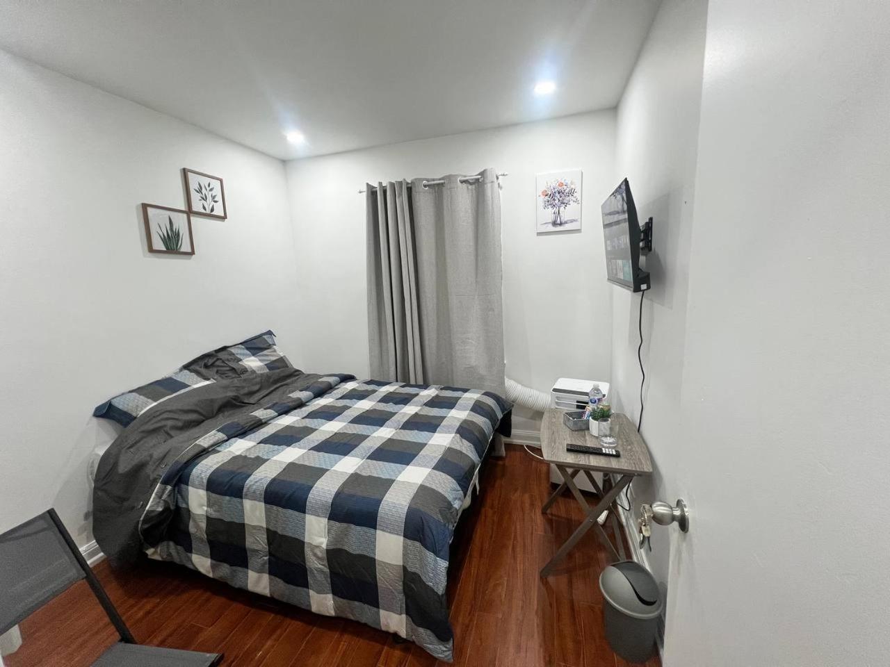 #1 Convvy-Nient Residence! Торонто Экстерьер фото